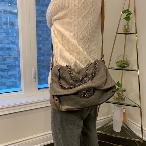 Chanel Grey Handbag Purse - Picture 10 of 13